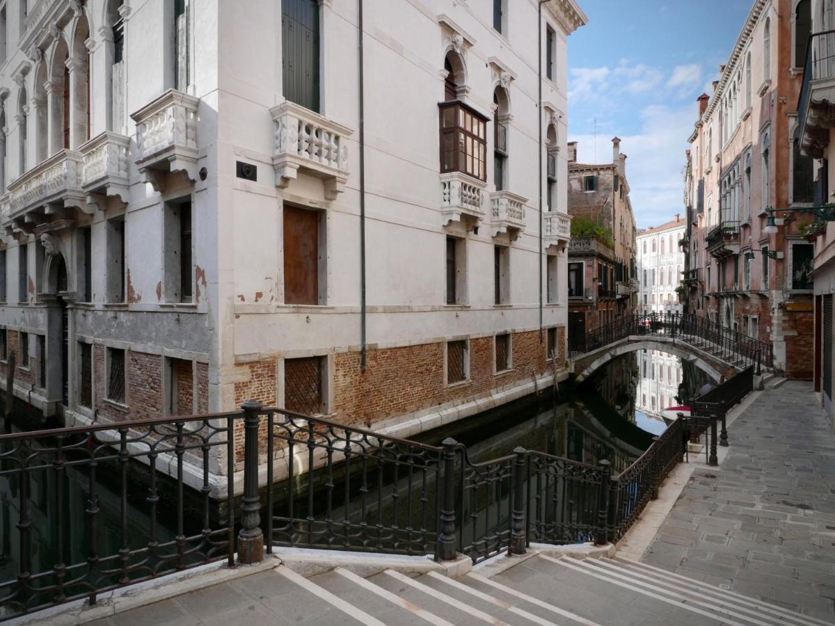 Foresteria Valdese Venezia ภายนอก รูปภาพ